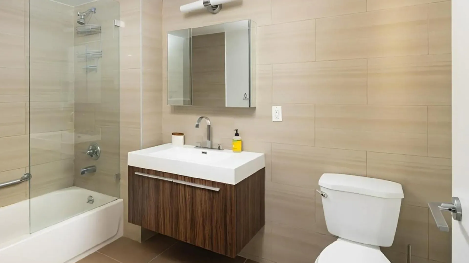 Large Upper East Side 1Bd Elevator Rooftop Nowy Jork Stany Zjednoczone Ameryki